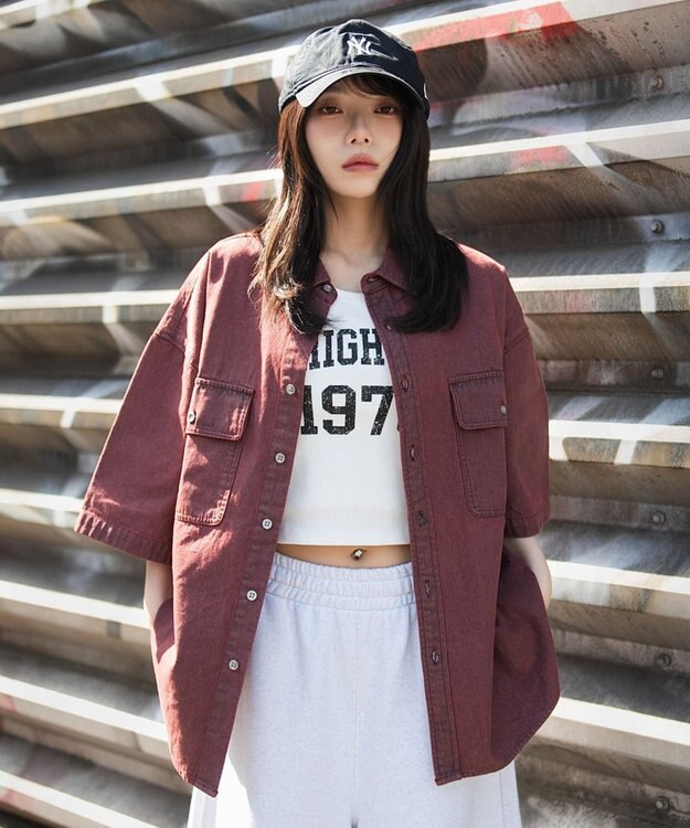 WEGO 【ユニセックス着用ITEM/MLサイズ展開】カラーデニムシャツ（SS） レッドその他