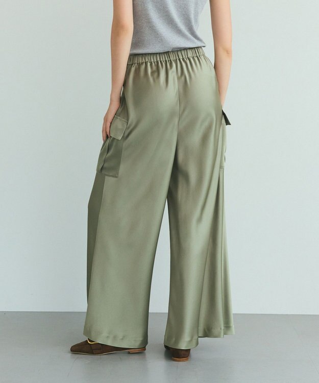 GRACE CONTINENTAL ダブルサテンイージーパンツ カーキ