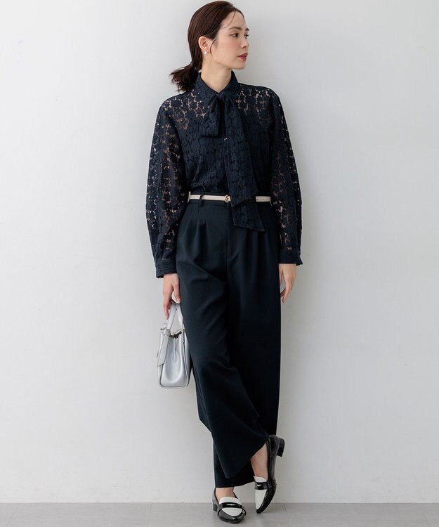 組曲 S 【WEB限定】フラワーラッセルレースシャツライク ブラウス ネイビー系