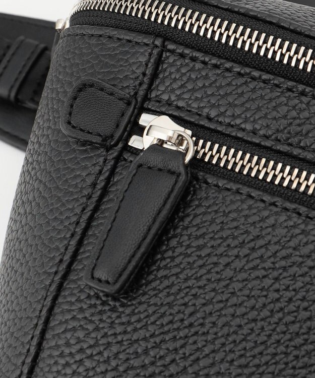 JOSEPH HOMME シンセティックシュリンクレザー　ボディバッグ ブラック系