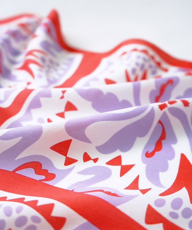 nitorito 【UNISEX】ギフトパッケージ&ステッカー付 白鳥のワルツ_red ハンカチ スカーフ red x lilac