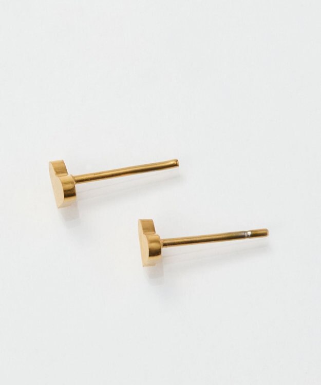Phoebe 【金属アレルギー対応】フラットハートピアス/サージカルステンレス ゴールド