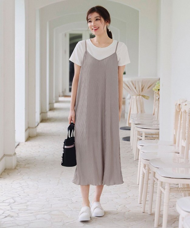 Tiaclasse 【2点セット・洗える】変形プリーツキャミワンピース＆Tシャツ グレージュ