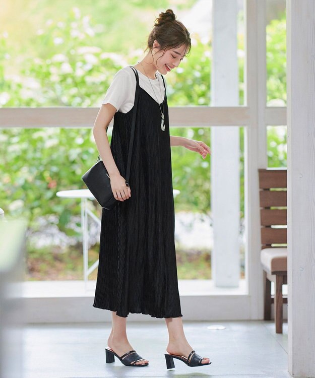 Tiaclasse 【2点セット・洗える】変形プリーツキャミワンピース＆Tシャツ ブラック