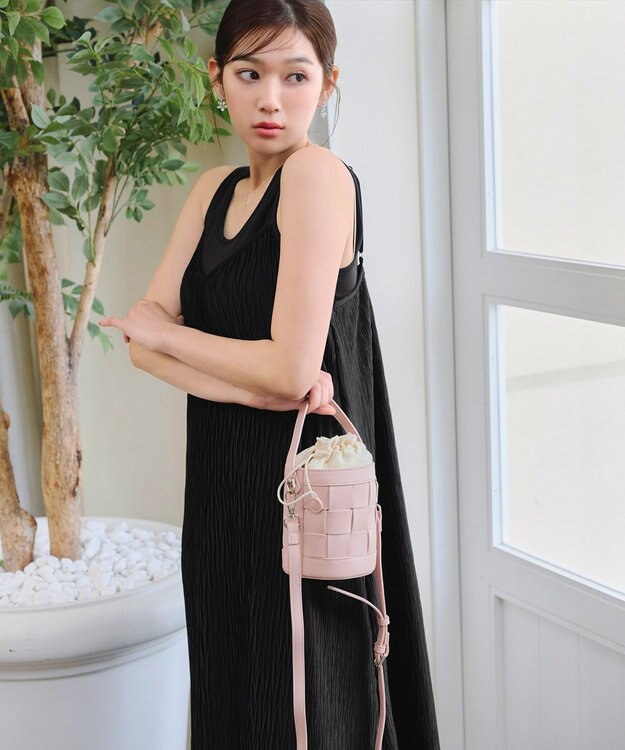 Tiaclasse 【2点セット・洗える】変形プリーツキャミワンピース＆Tシャツ ブラック