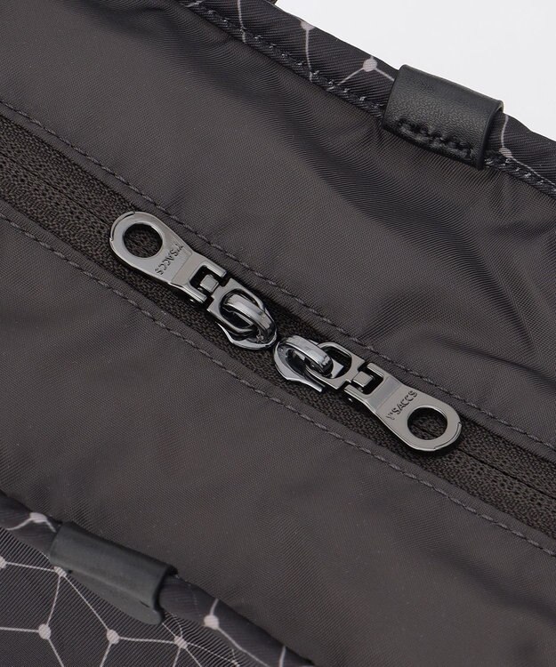 Y'SACCS キュービック×ポイントドット　2WAYトート＆ショルダー　Sサイズ ブラック