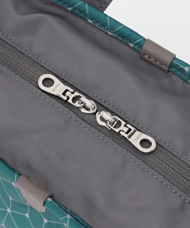 Y'SACCS キュービック×ポイントドット　2WAYトート＆ショルダー　Sサイズ ブルー