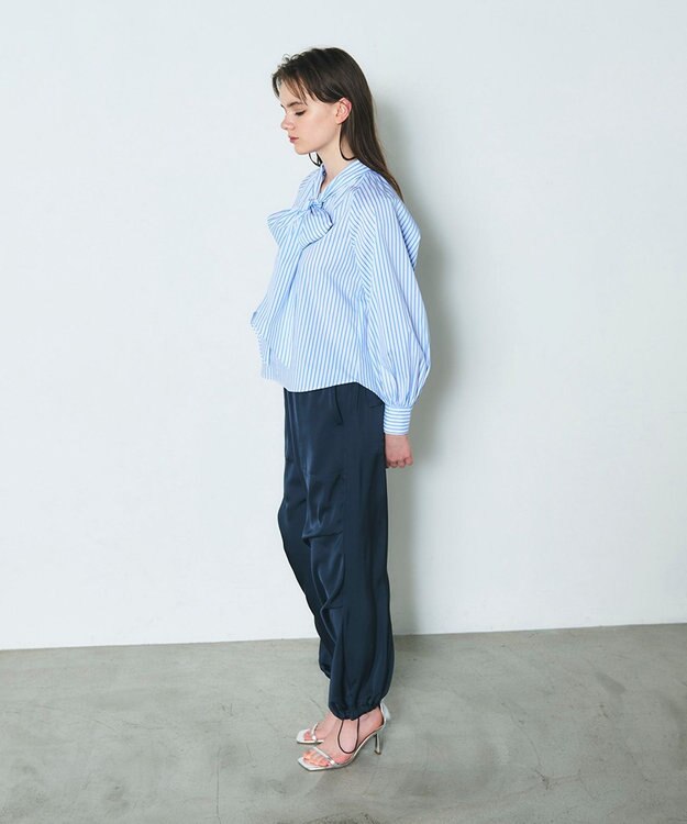 GRACE CONTINENTAL サテンワークパンツ ネイビー