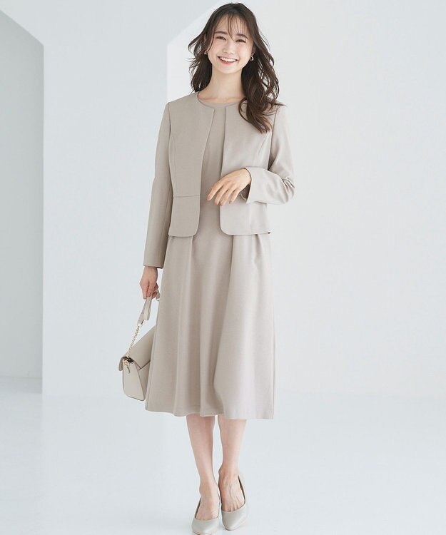 ANY SIS L 【UVカット / 接触冷感 / 吸水速乾】スマートビューティストレッチ ショートノーカラージャケット 【WEB・一部店舗限定】グレージュ