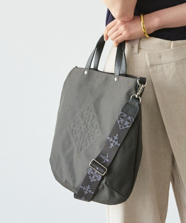 russet 《トートバッグ人気NO.1モデル》スリム2WAYトートバッグ <ナイロン>(CE-1404-WEB) Gray
