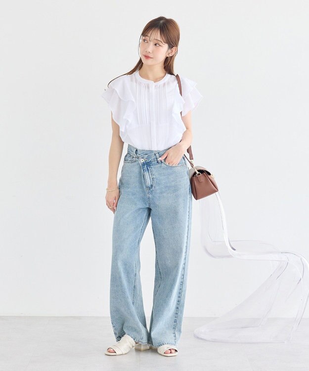 earth music&ecology ラッフルブラウス Off White