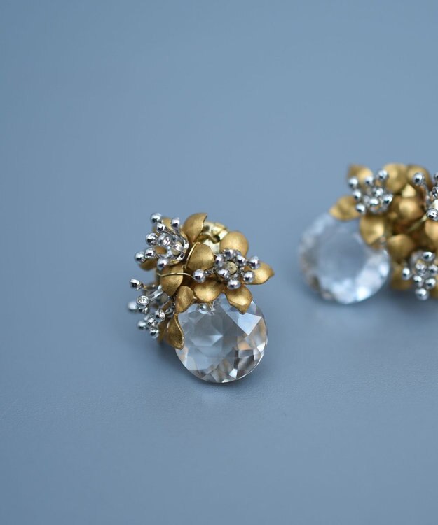 monshiro ウィンターコスモスグラスイヤリング ホワイト