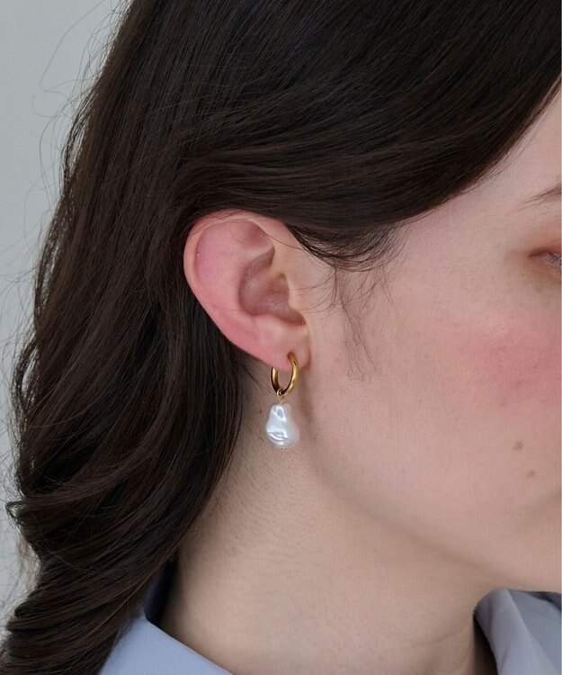 Phoebe 〈金属アレルギー対応〉バランスバロックパールフープイヤリング　ゴールド/ステンレス/大ぶり/存在感◎/主役級