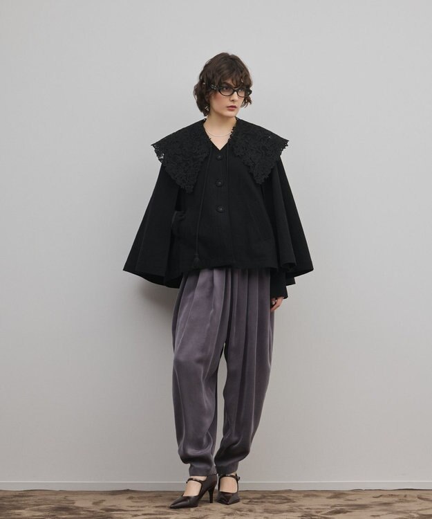 GRACE CONTINENTAL タッセル付レースカラー ブラック