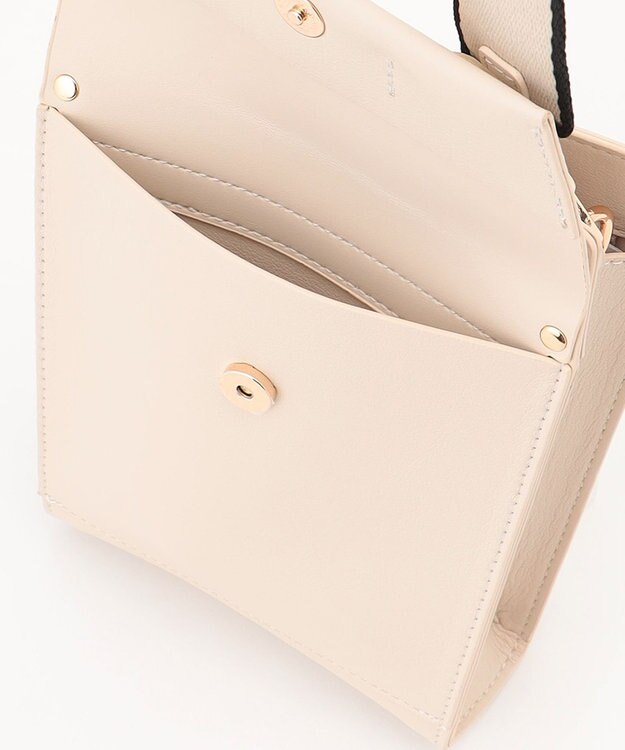 LA BAGAGERIE 【maison vert】 【超軽量！】フラップスマートショルダー アイボリー