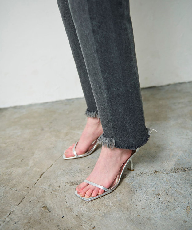 GRACE CONTINENTAL ベルトレスデニムパンツ ブラック