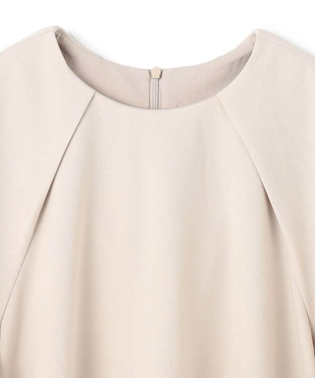 UNFILO BEAUTY MOVE シアースリーブブラウス アイボリー