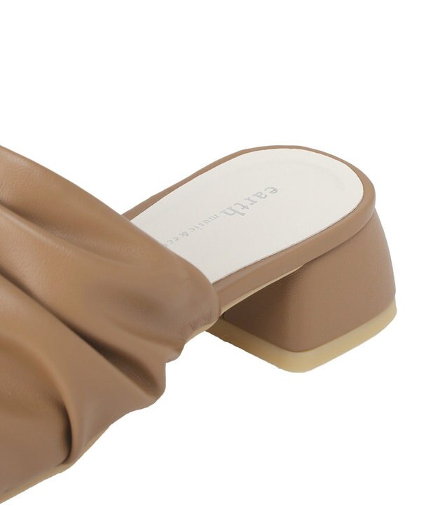 earth music&ecology ソフトギャザーミュール Gray Beige