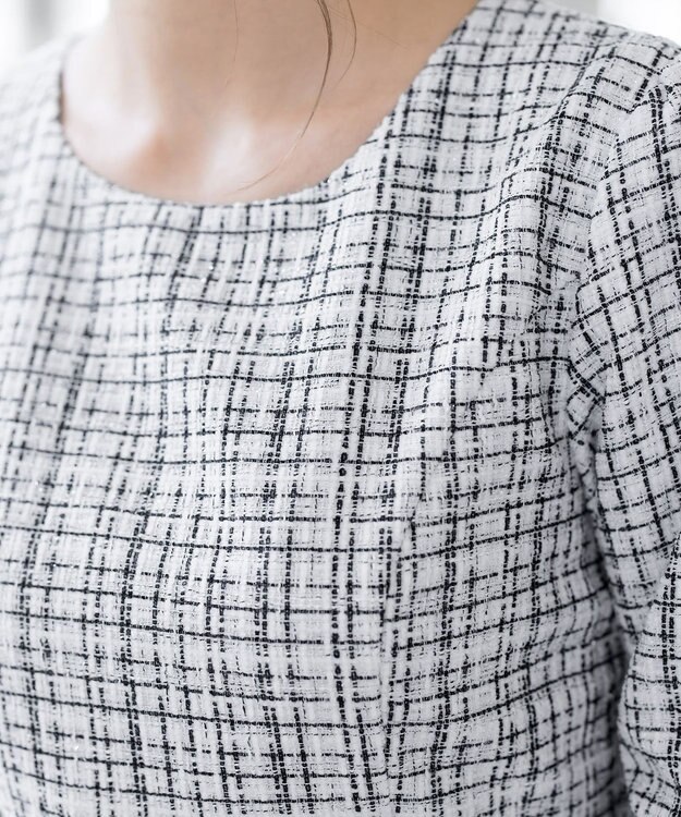 Tiaclasse 絶妙なMIXカラーのツイード素材で存在感溢れるタックワンピース オフブラック