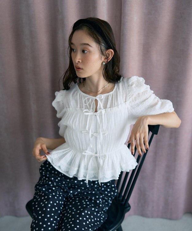 earth music&ecology レースティアードシャーリングブラウス Off White