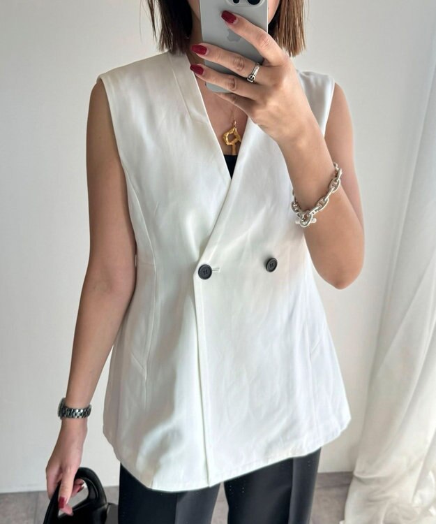 Green Parks AnriettMusee ネック切替デザインベスト Off White