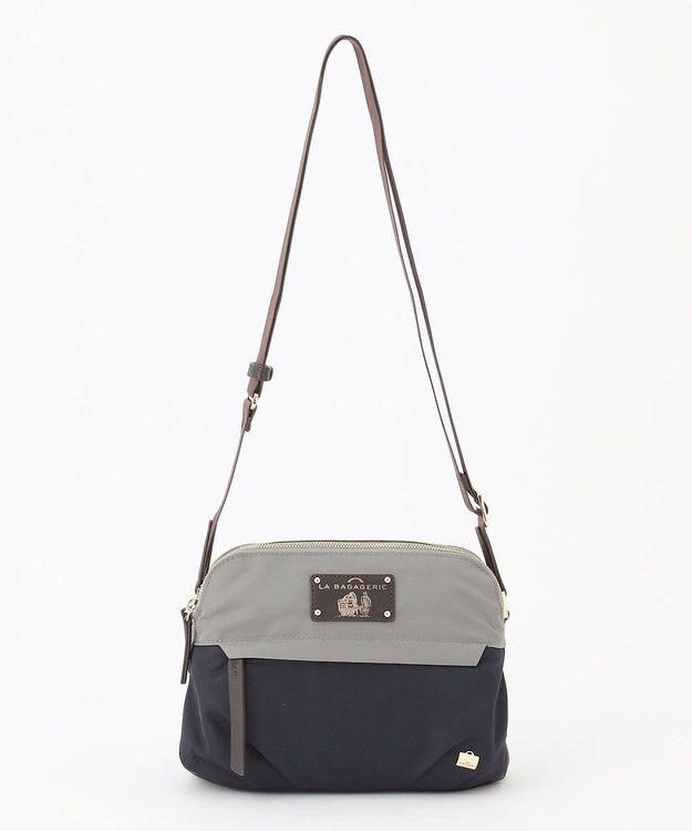 LA BAGAGERIE ウォータープルーフナイロン　スクエアショルダー ダークグレー