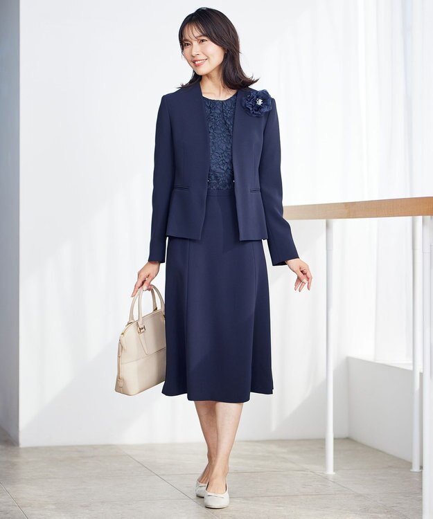 23区 ポーチイン バレエシューズ [WEB限定]エナメルベージュ