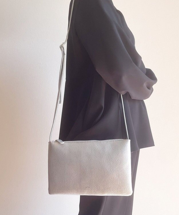 Hekhèr Le Style de Vie 新素材・新色追加【日本製】シュリンクレザー スクエアショルダーバッグ シルバー シルバー