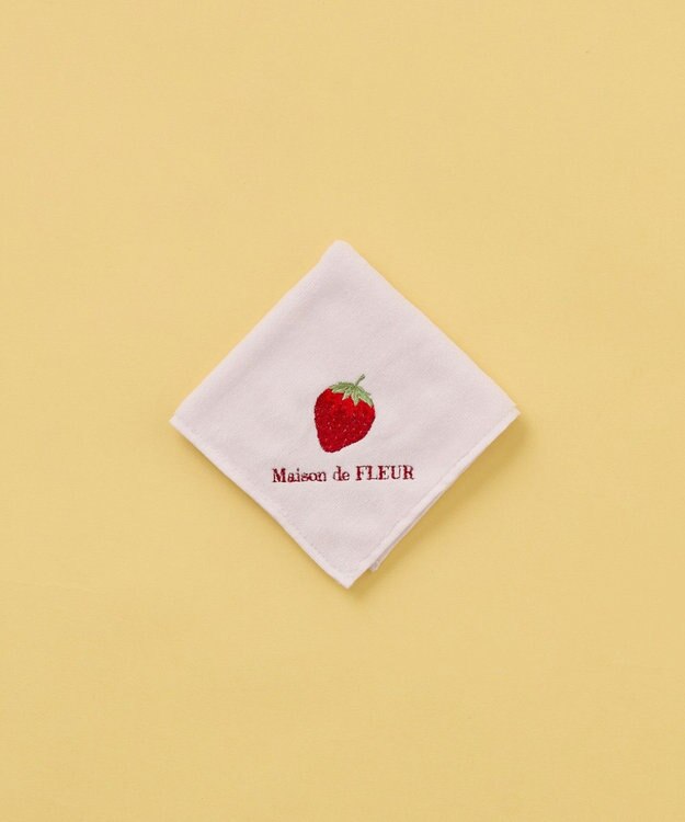 Maison de FLEUR いちご刺繍タオルハンカチ Pink