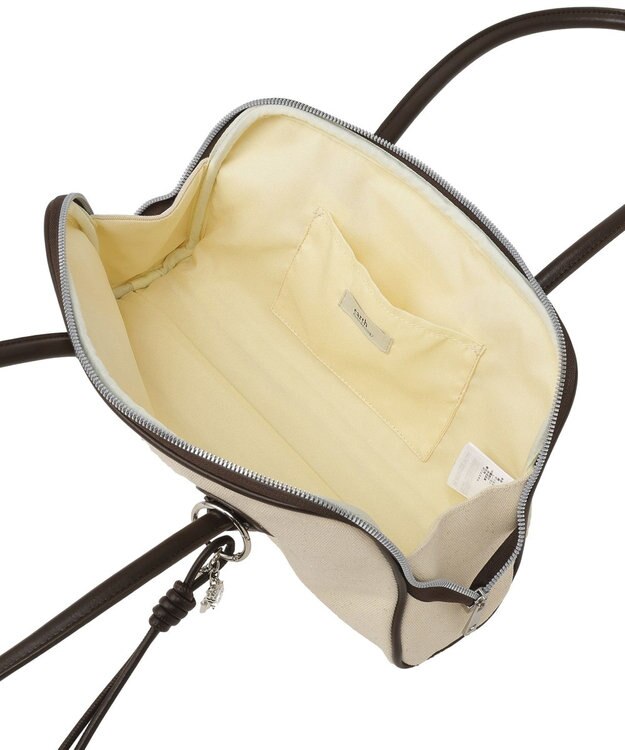 earth music&ecology チャーム付きオブロングボストン Brown