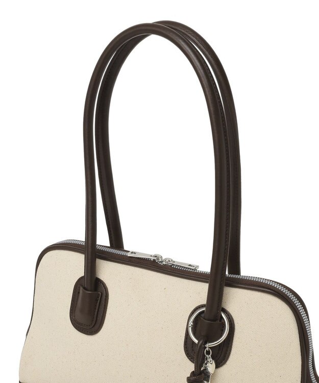 earth music&ecology チャーム付きオブロングボストン Brown