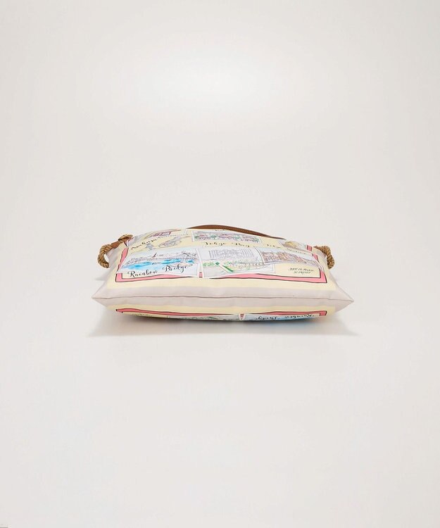 TOPKAPI 【TREASURE TOPKAPI】マイルドサテン スカーフ柄 トートバッグ スーベニアプリント ライトベージュ