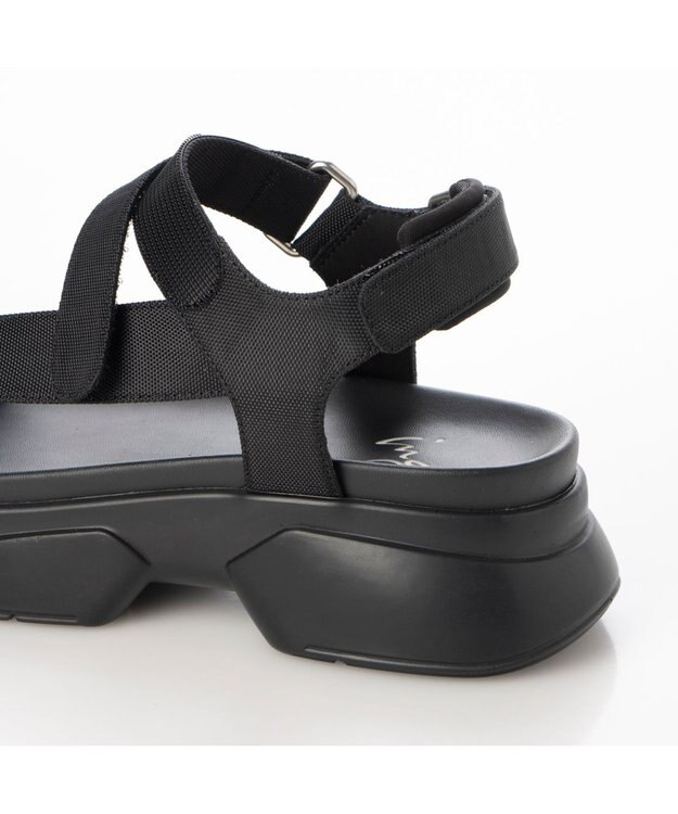 ing <ing>ボリュームソールスポーツサンダル ブラック