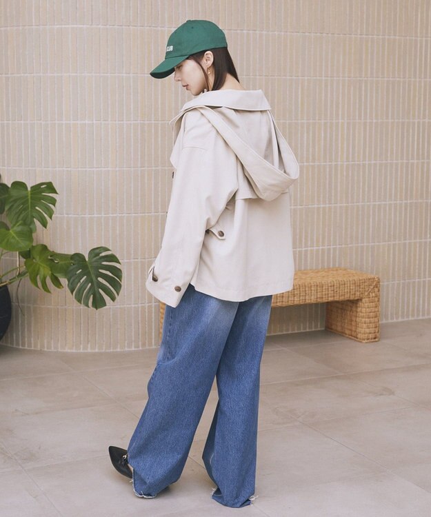 earth music&ecology 2WAYフードショートフレアトレンチ Beige