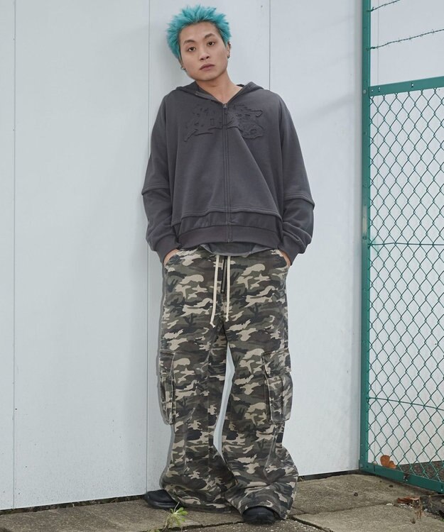 WEGO 【ユニセックス着用ITEM】ダメージアップリケレイヤードZIPパーカー スミクロ