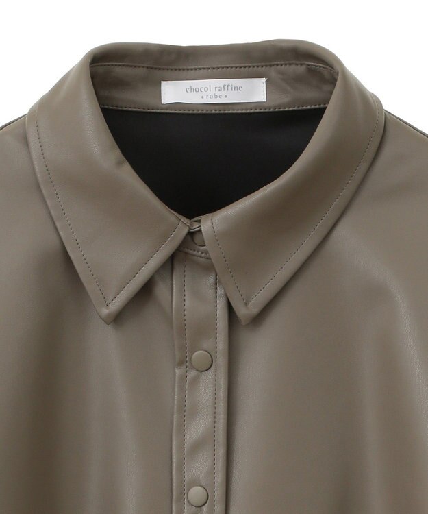 Green Parks ショート丈フェイクレザーシャツ Gray Beige