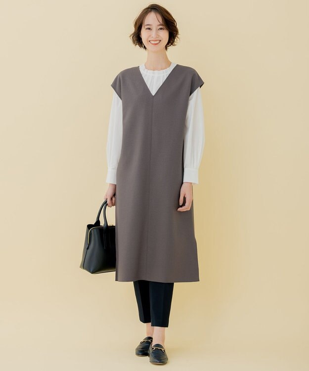 自由区 【WEB限定】ウールミルドジャージー Vネックジャンパースカート グレー系