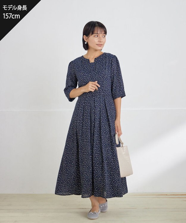 Tiaclasse L 【洗える】変形ドット柄ワンピース ネイビー
