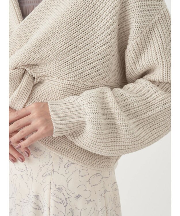 earth music&ecology ツイストデザインニット Ivory