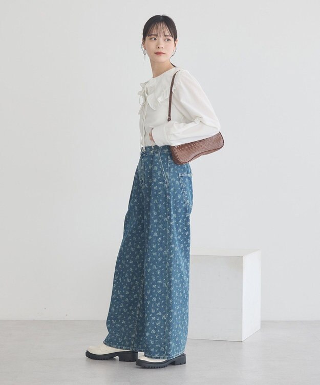 earth music&ecology フリルセーラーカラーブラウス Off White