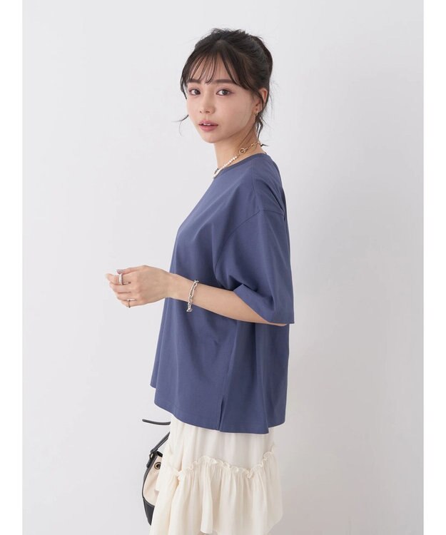 earth music&ecology ＢＯＸシルエットＴ（汗じみ防止） Blue