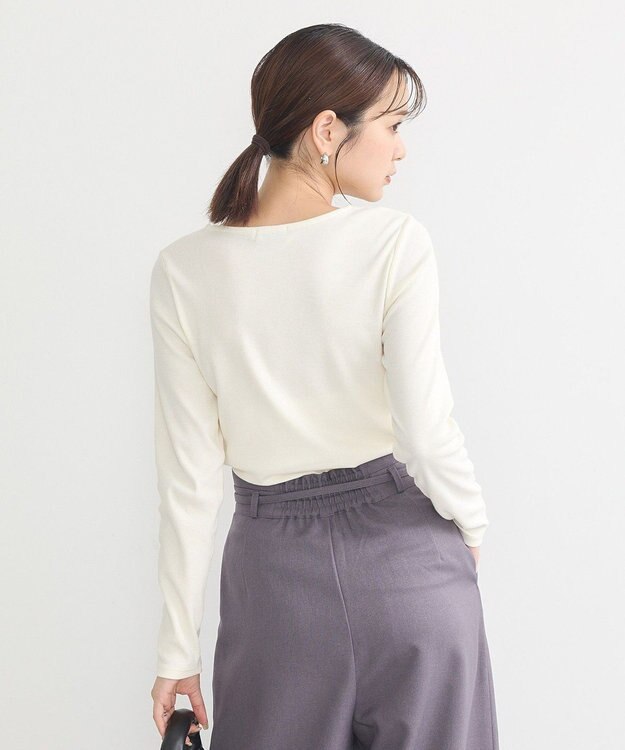 earth music&ecology ハートネックパールプルオーバー Ivory