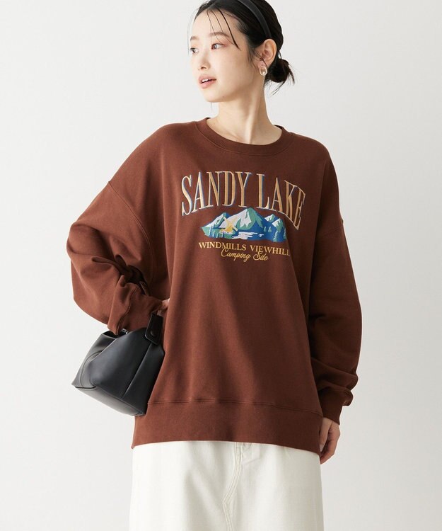 AMERICAN HOLIC 刺繍裏毛プルオーバー Brown