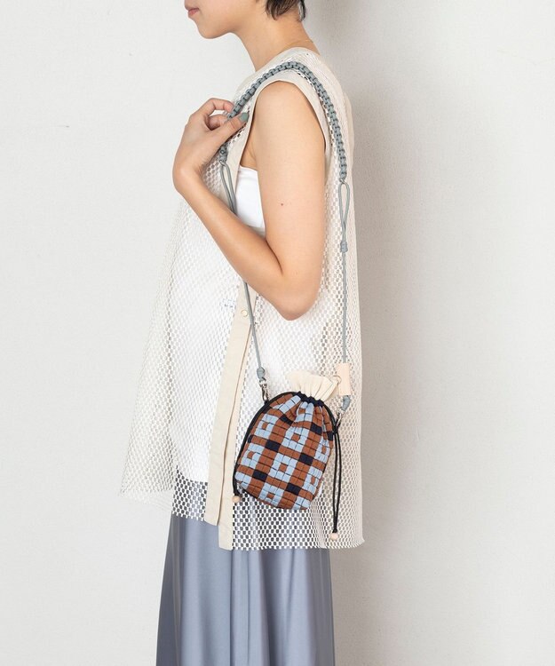 TRICOTE ピクセルタイルポーチバッグ 80IVORY