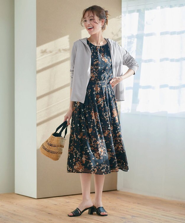 Tiaclasse L 【UVケア・接触冷感】“やみつき”ショートパーカー グレー