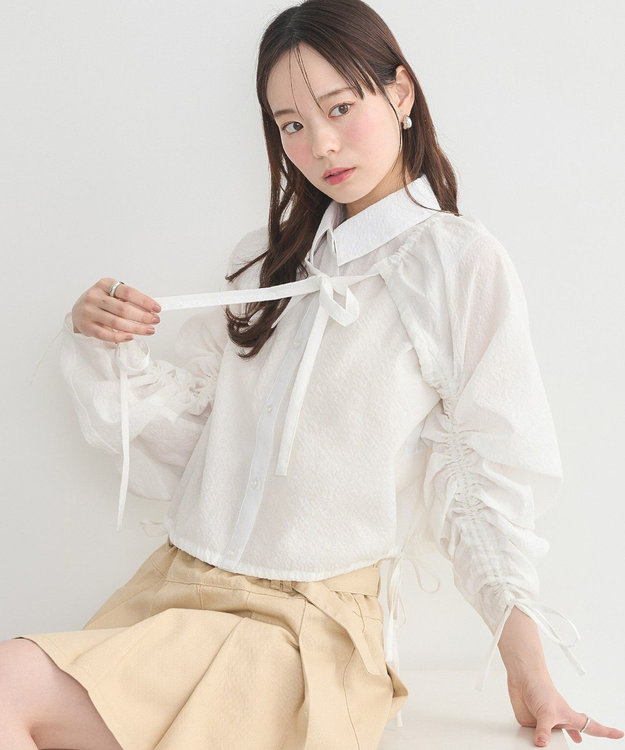 23SS 美品【ビアズリー】レイヤードシャツ ケープ風 バンドカラー とろみ素材 23SS 美品【ビアズリー】レイヤードシャツ ケープ風 バンド