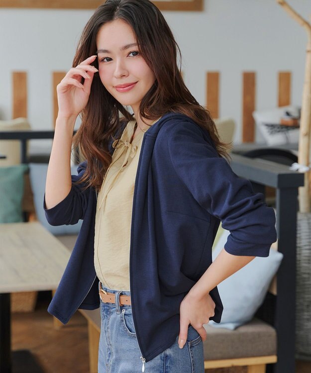 Tiaclasse L 【UVケア・接触冷感】“やみつき”ショートパーカー ネイビー