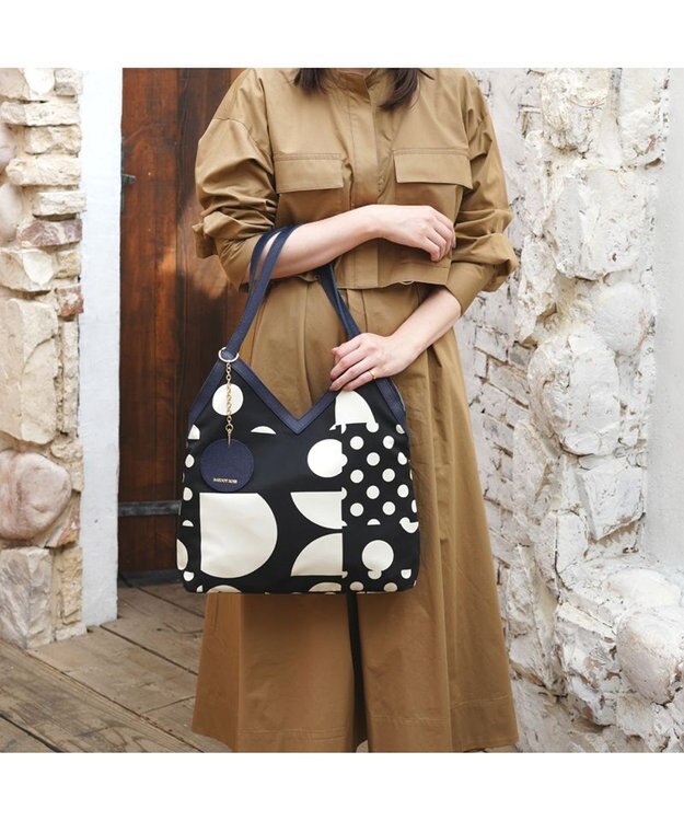 Regalo Felice 【A4サイズ対応 / チャーム付き】トート / REGALO BK(ブラック）