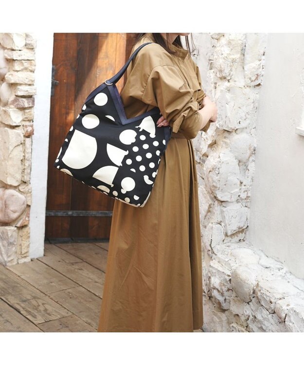 Regalo Felice 【A4サイズ対応 / チャーム付き】トート / REGALO BK(ブラック）