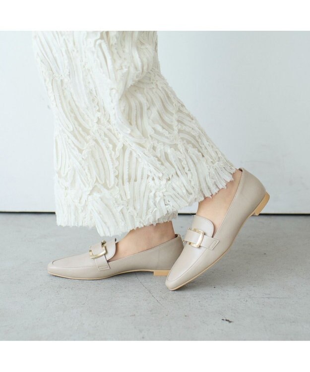 MODE ET JACOMO <carino>【レイン対応】バックルローファー ベージュ